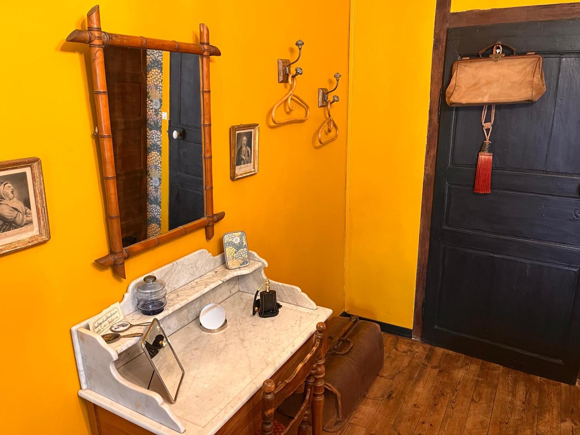 Les Loges Du Chaudron Bed & Breakfast La Chapelle-aux-Choux Dış mekan fotoğraf